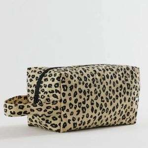 Baggu leopard dopp kit